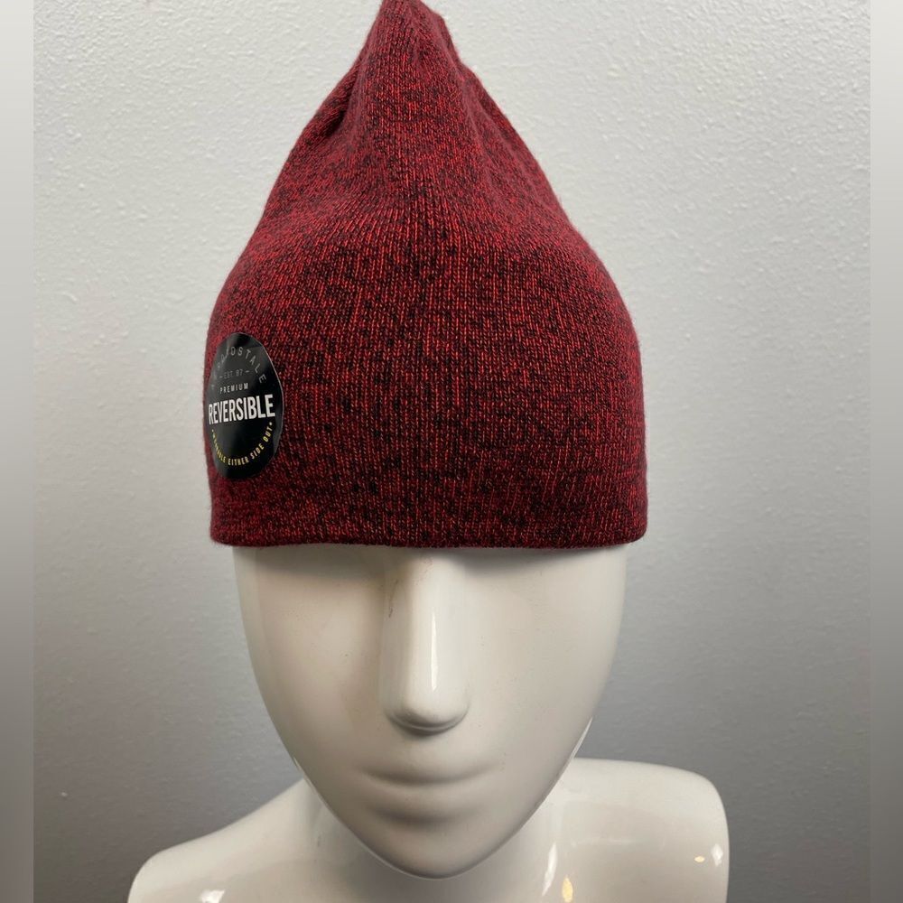 NWT Aeropostale Reversible Stocking Cap